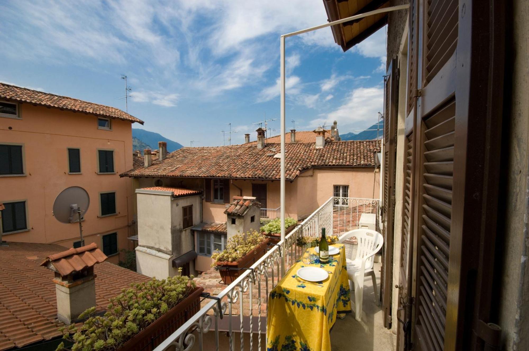 Bellagio Centre Apartment Luaran gambar